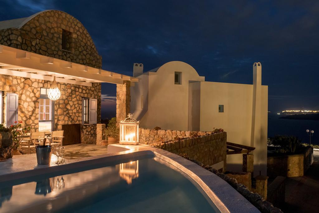 Red Cliff Villa 2Bedroom Villa With Caldera View And Plunge Pool Akrotírion Eksteriør bilde