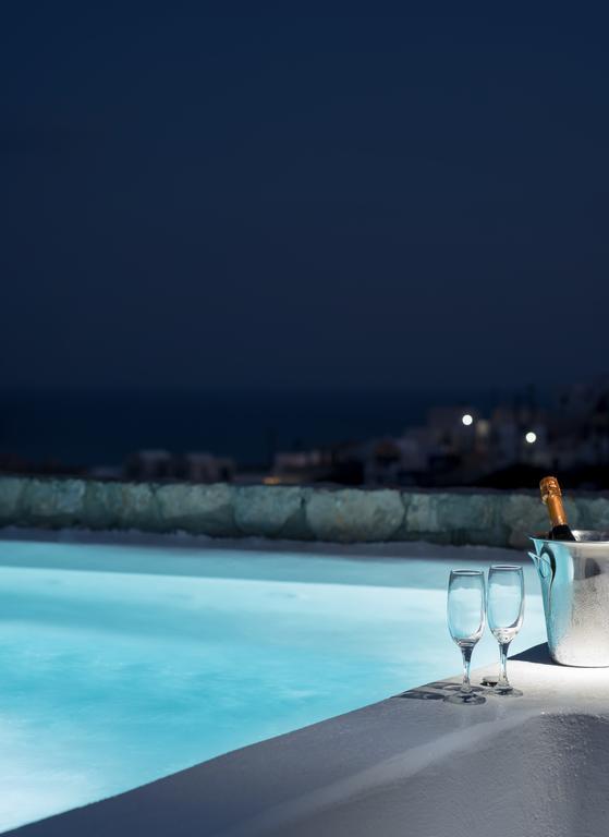 Red Cliff Villa 2Bedroom Villa With Caldera View And Plunge Pool Akrotírion Eksteriør bilde
